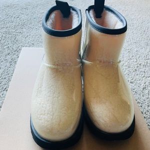 Clear Uggs cream and black kids 5y
